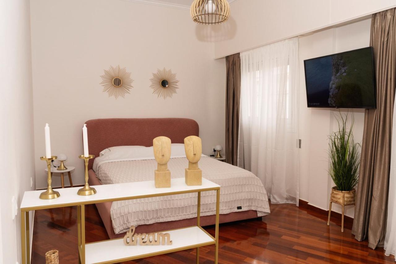 Visum Acropol ,3Br - Private Terrace-Jacuzzi - Amazing View Apartment เอเธนส์ ภายนอก รูปภาพ